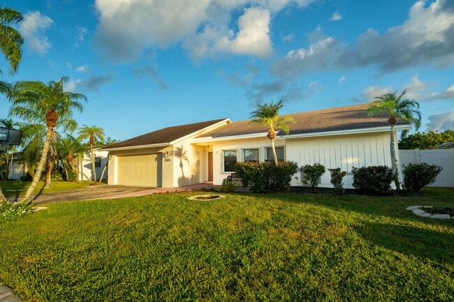 Building Photo - 22651 SW 8th Ct