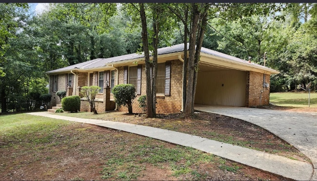 Building Photo - 260 Gentry Dr