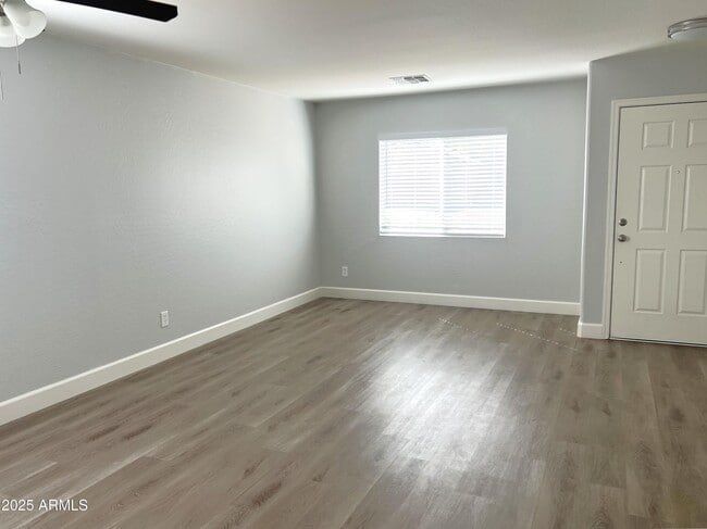 Building Photo - 4532 E Pinto Valley Rd