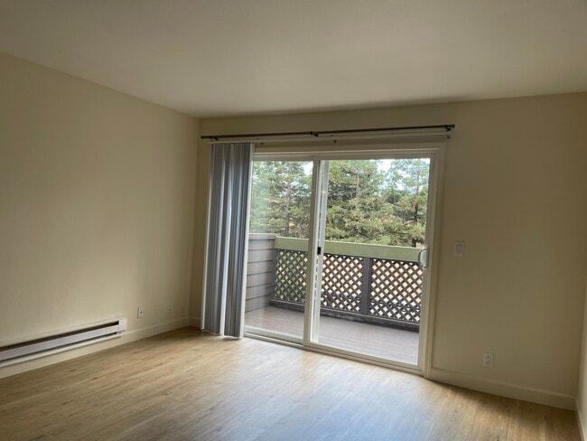 Photo - 764 Teatree Ct Apartment