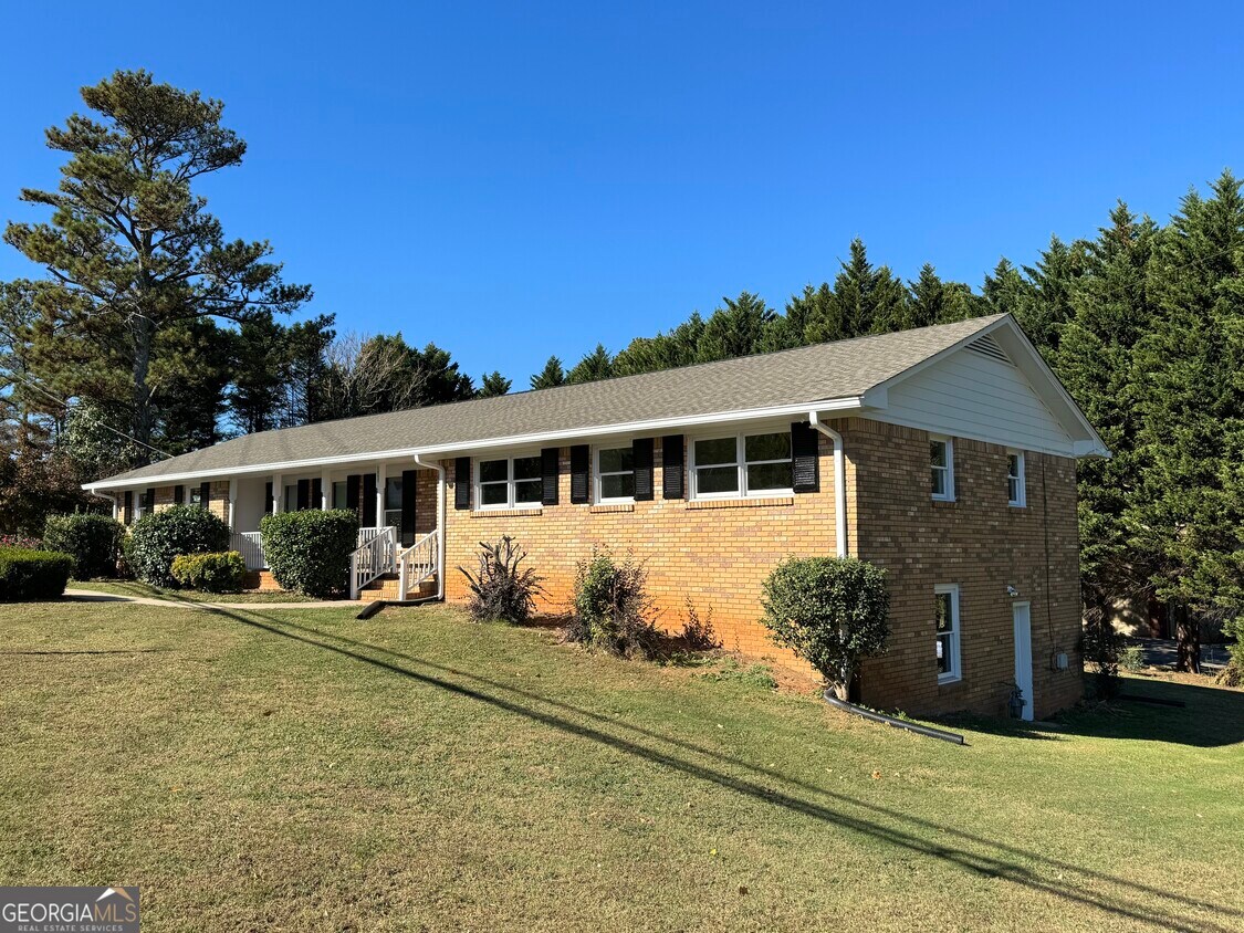 3905 Cherokee St NW, Kennesaw, GA 30144 House Rental in Kennesaw, GA