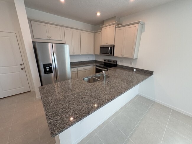 Building Photo - 4216 Sadler Rd