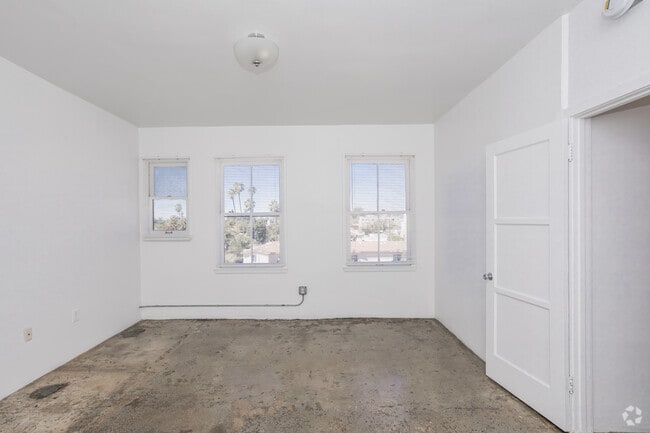 1BR, 1BA - 526-643 SF - The Dover