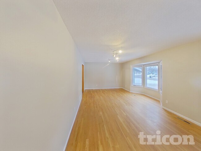 Foto del edificio - 6680 168th St W