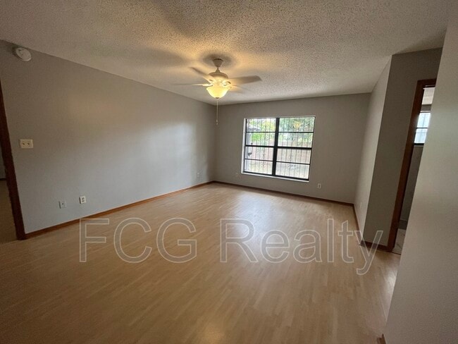 Building Photo - 3701 Martin St