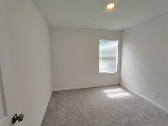 Building Photo - 5542 Pimenta Ct