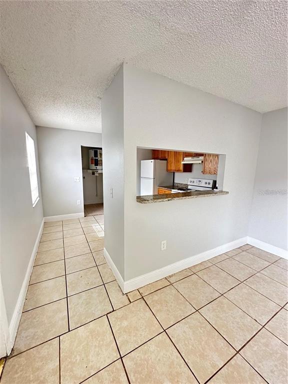 Foto del edificio - 1348 Fairway Dr