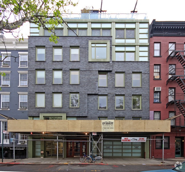Building Photo - 175 Sullivan St