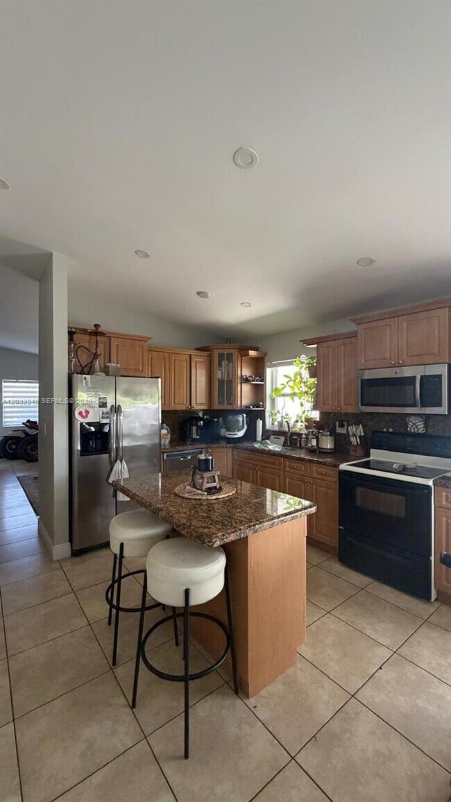 Foto del edificio - 8121 SW 136th Pl