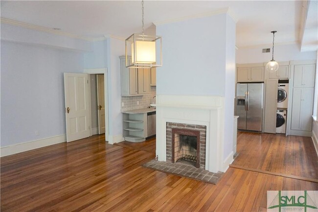 Foto del edificio - 205 E Charlton St