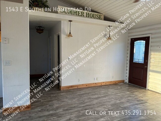 Foto del edificio - 4 bedroom home in Enoch