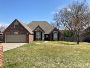 Building Photo - 25575 Briar Dr