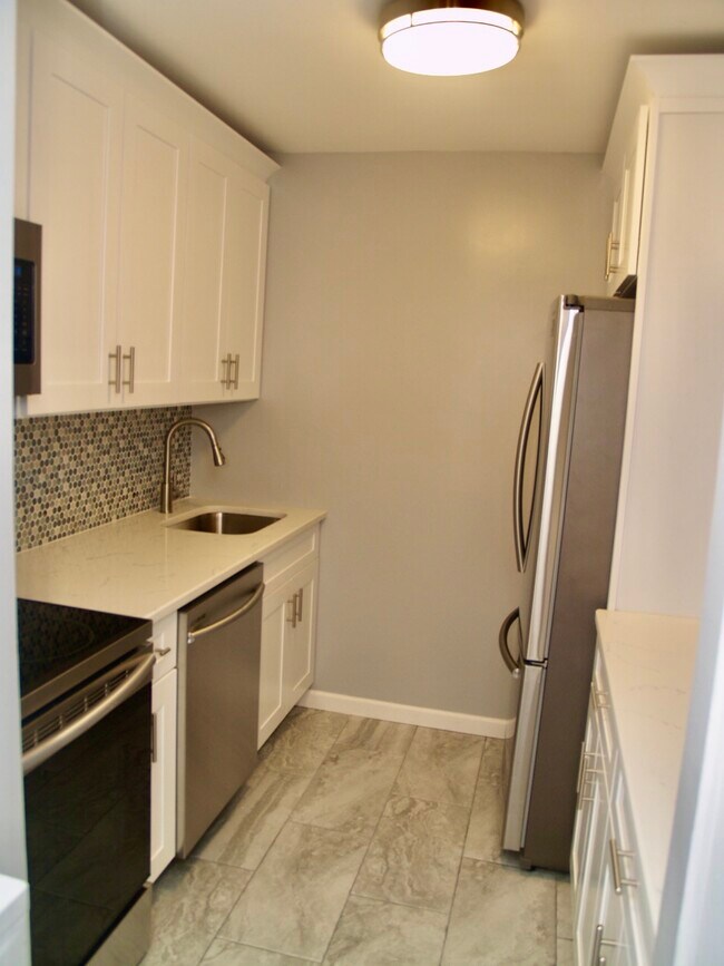 Cocina - 111 Mulberry St
