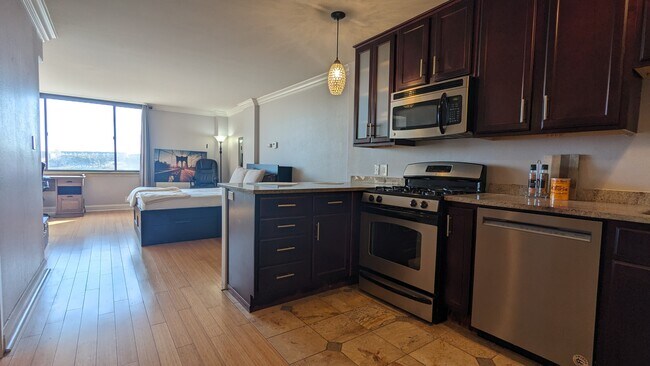 Foto del edificio - 700 E 8th St