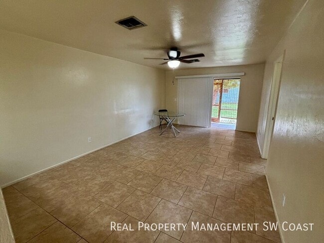 Photo - 4407 SW 7th Pl House