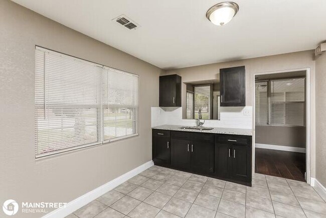 Building Photo - 19 Volusia Dr, DeBary, FL 32713