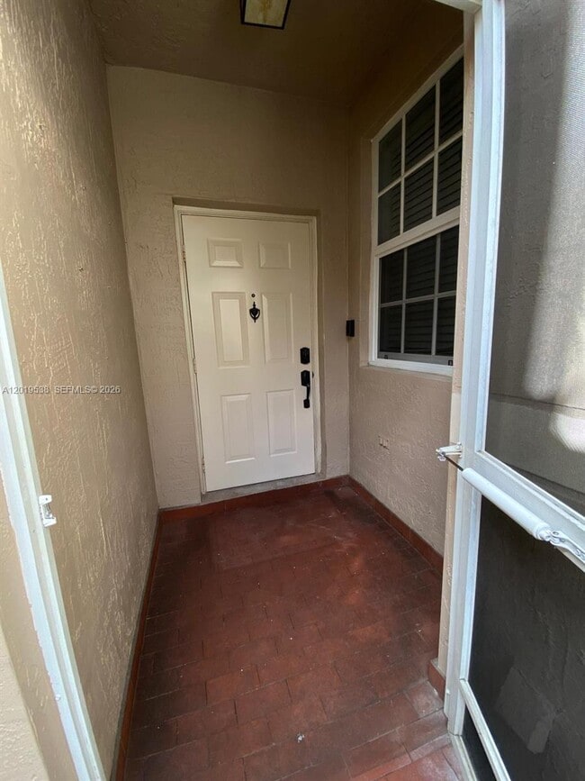 Building Photo - 2041 Pompeii Ct