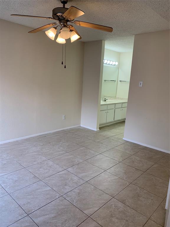 Foto del edificio - 3113 Windchase Blvd