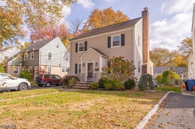 Foto del edificio - 125 Meisel Ave