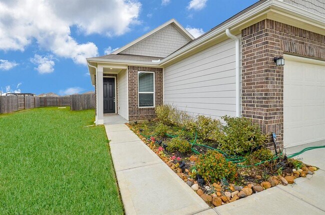 Foto del edificio - 4643 Little Meadow Ln