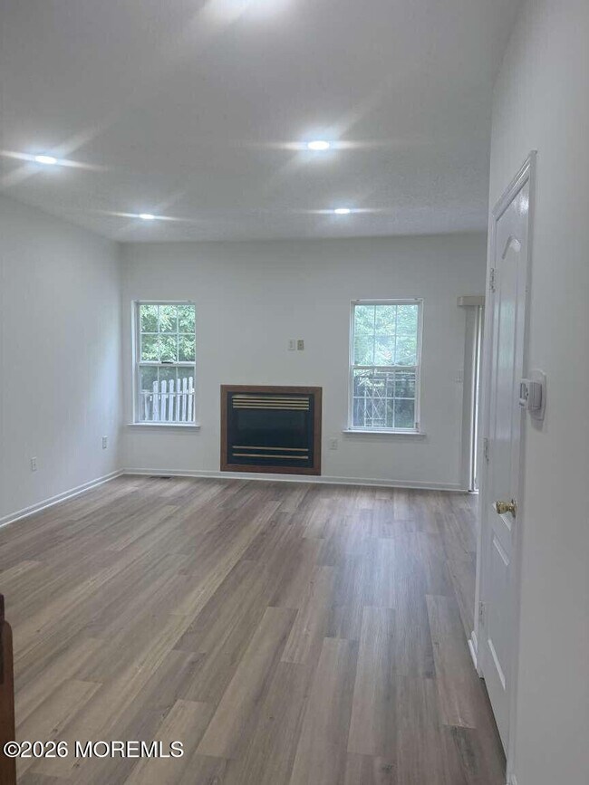 Building Photo - 2810 Ice House Ct