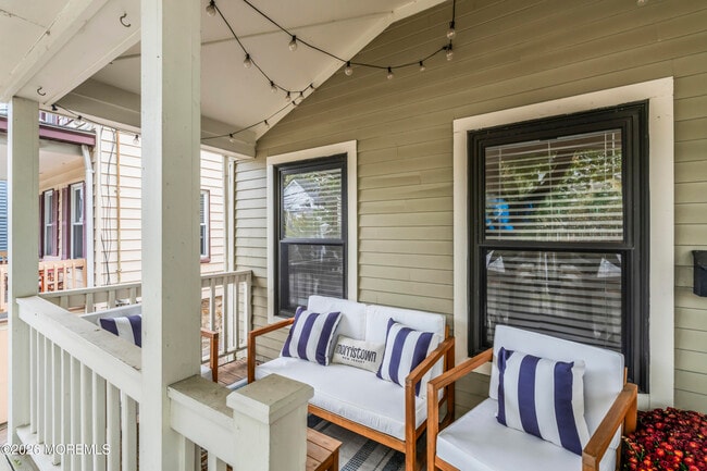 Building Photo - 34 Phoenix Ave