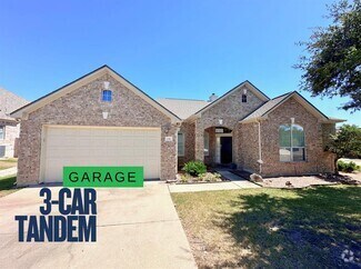 Building Photo - 136 Mountain Laurel Way
