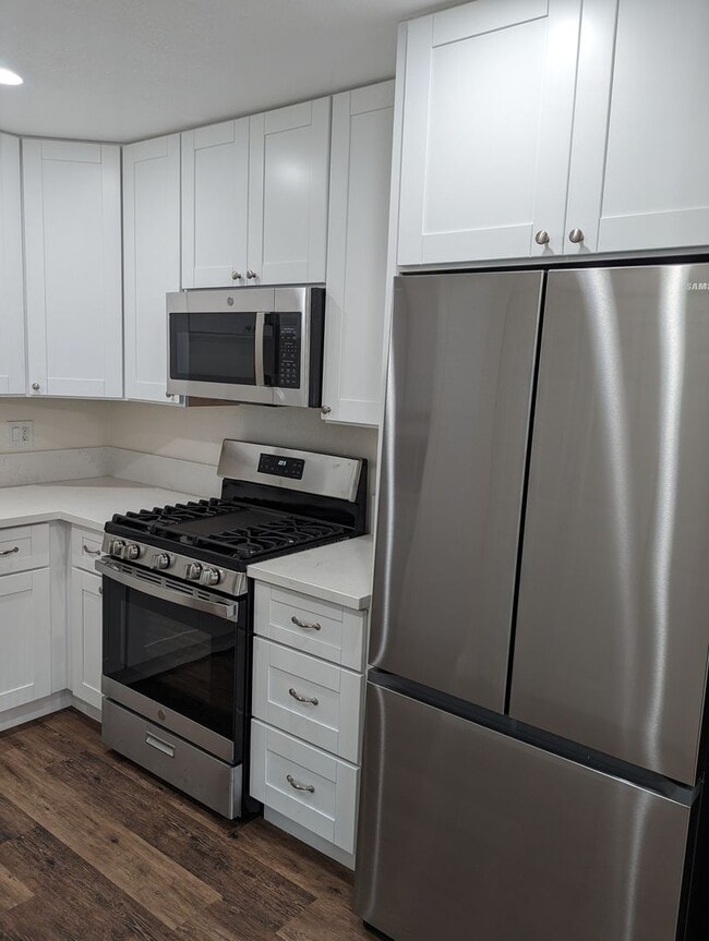 Foto del edificio - Fully Upgraded 3 Bed/2 Bath Condo - Poway