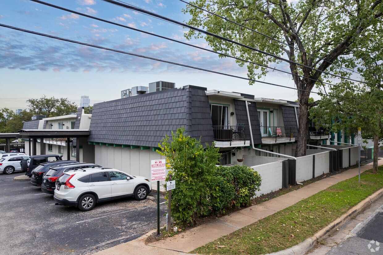 The Halifax Apartments in Austin, TX