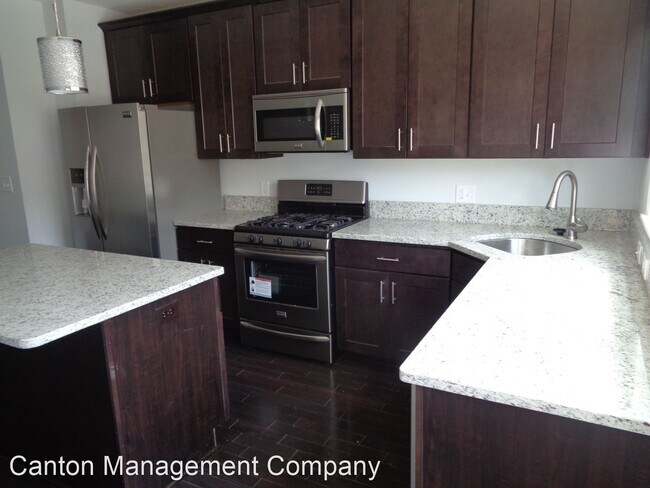 Building Photo - 3 br, 3.5 bath House - 1012 McDonogh St.