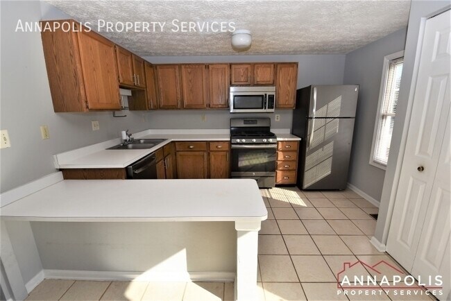Foto del edificio - 2455 Warm Spring Way
