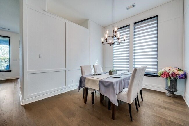 Foto del edificio - 3970 Sweet Clover Dr