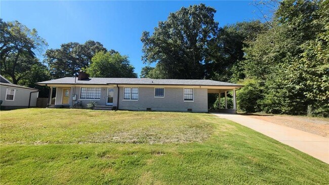 Foto del edificio - 349 Johnson Ferry Rd