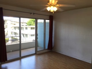 Living Room and Lanai - 1642 Kewalo St