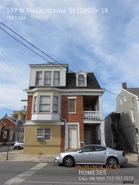 Primary Photo - Cozy 2 Bedroom apartment 1st floor