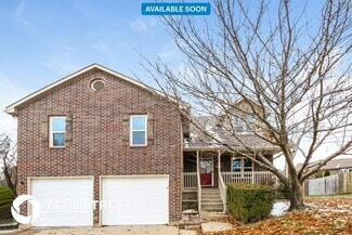 Building Photo - 200 NE Thames Ct