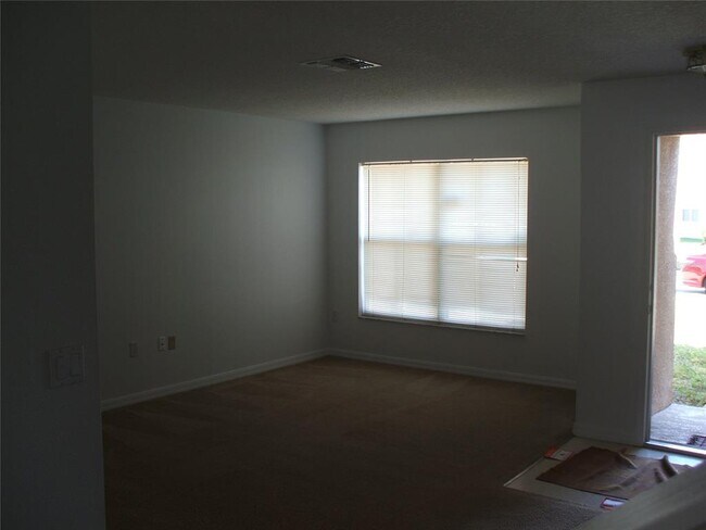 Building Photo - 2872 Paynes Prairie Cir