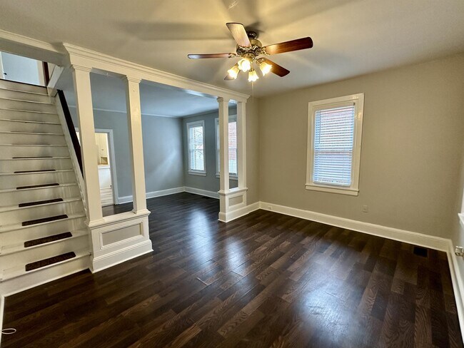 Foto del edificio - 335 N Bradford St