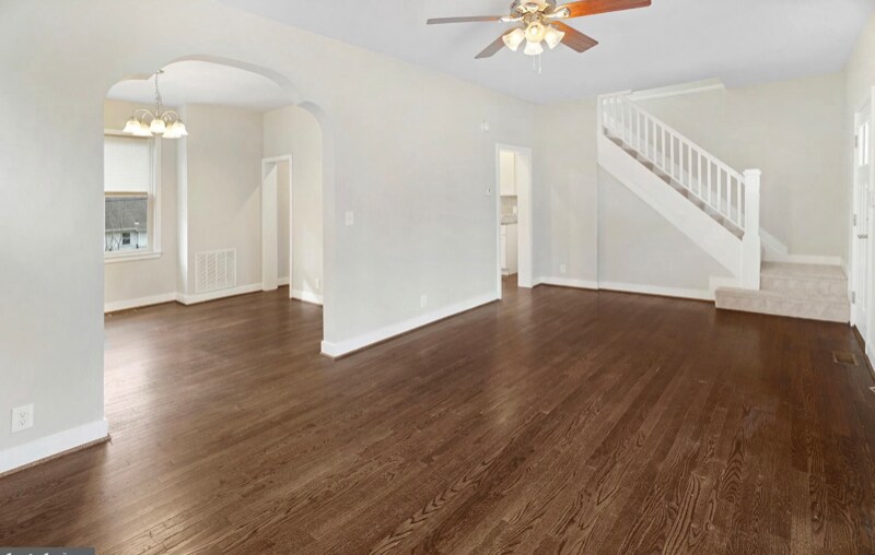 Primary Photo - 608 N Bend Rd