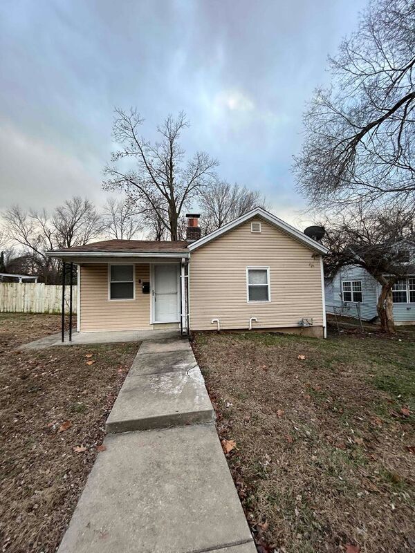 Foto del edificio - 426 Bluff Dr