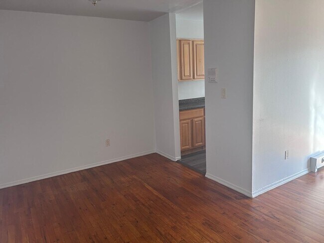 Foto del edificio - Kingsley Apartments