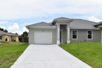 Building Photo - 2123 Snead Dr