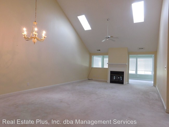 Building Photo - 3 br, 3 bath House - 40 Pier Pointe