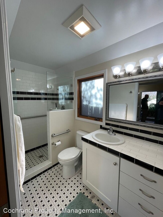 Building Photo - Studio, 1 bath House - 1615 Hillside Rd (ADU)