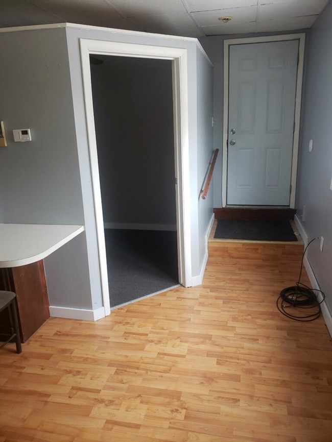 Building Photo - Fulton One bedroom in the Heart Of The City