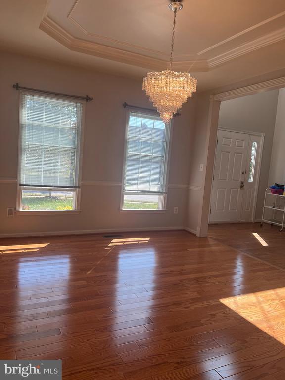 Building Photo - 43400 Wheatlands Chase Ct