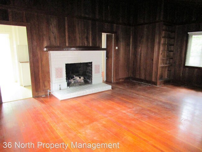 Foto del edificio - 2 br, 1 bath House - 6 NW Ocean on Casanova