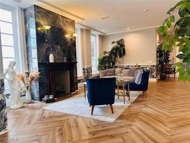 Foto del edificio - 2310 First St