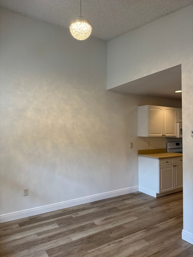 Foto del edificio - 2009 Oleander Blvd