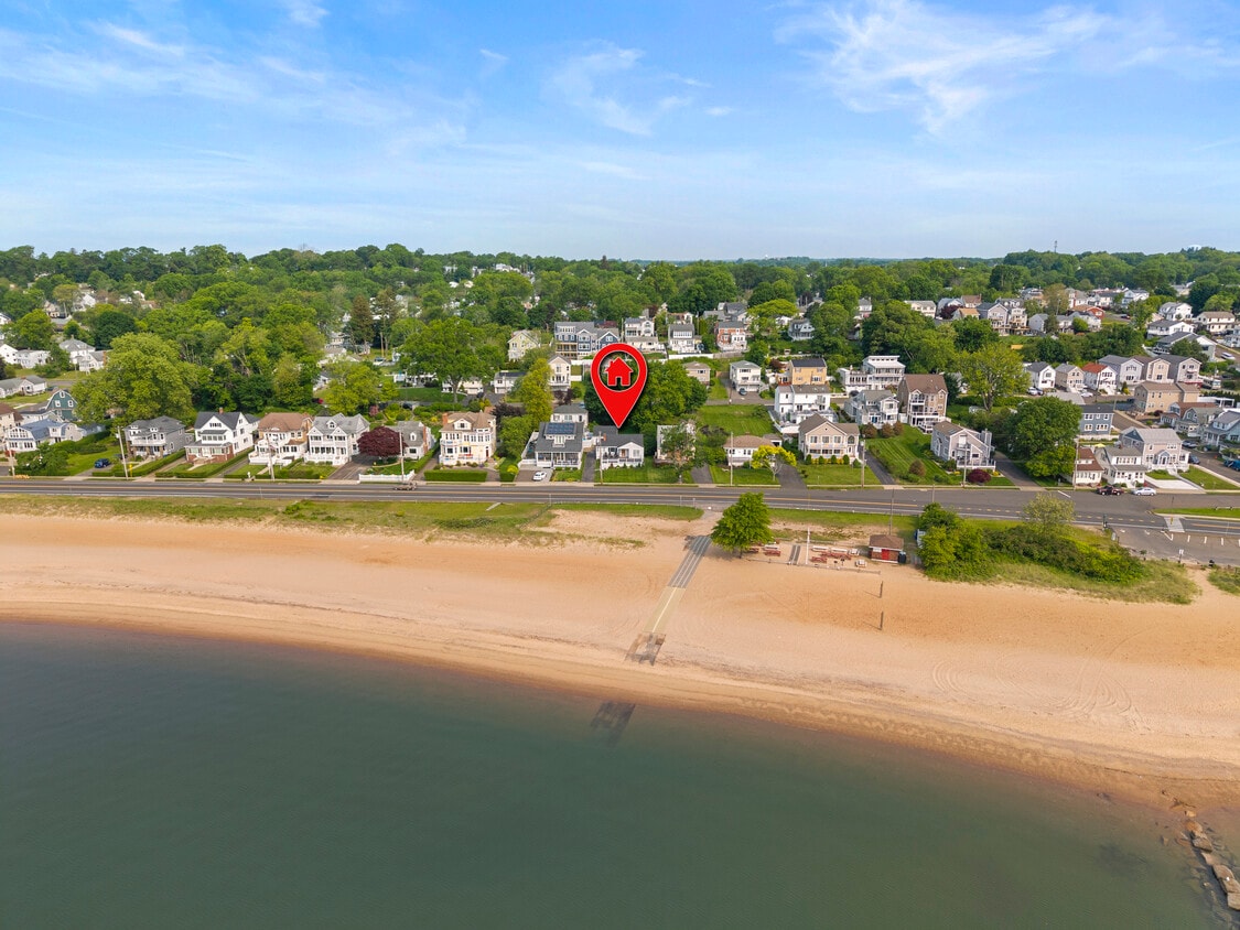 Primary Photo - 792 Ocean Ave